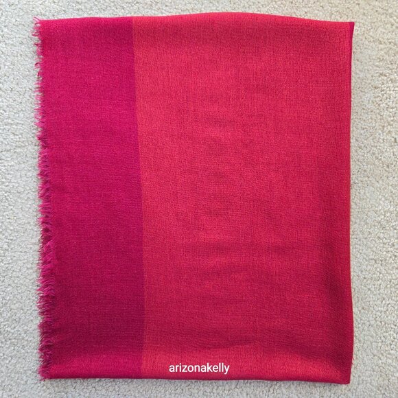 Loro Piana 70 Cashmere/30 Silk Oblong Scarf *READ* - Picture 9 of 14